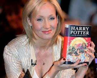 J.K Rowling revient mais sans Harry Potter!