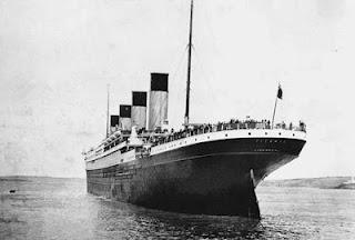 100 ans du naufrage du Titanic et une liste des victimes