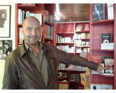 Séance de dédicace d'Éric Lange