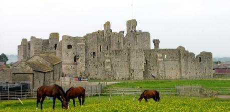 Middleham castle