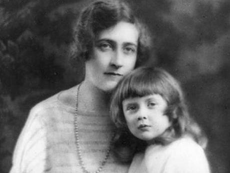 Agatha-Christie-and-Daughter