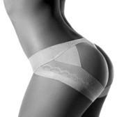 La bouche de Julia Roberts, les fesses de Jennifer Lopez…, un texte de Myriam Ould-Hamouda