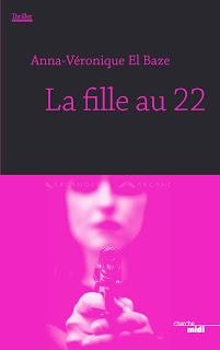 La fille au 22