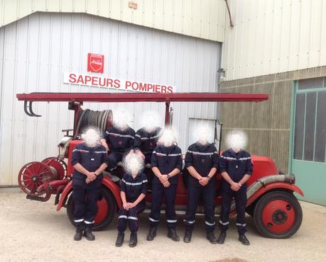 La barbe, ça décale dans la cour.