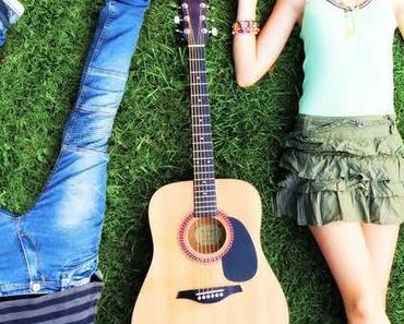 Une guitare pour deux > Mary Amato