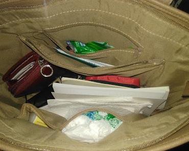 [TAG] What's in my bag ?