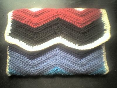 Pochette au crochet (Point de vague)