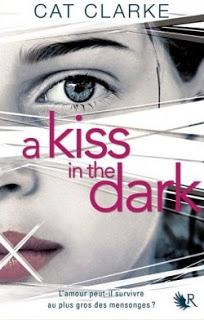 a Kiss in the Dark de Cat Clarke