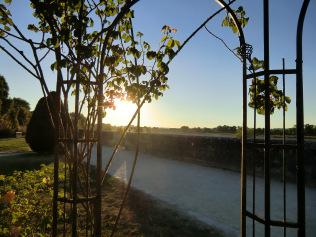 sunset amboise