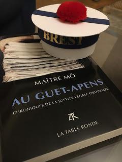 Au guet-apens, Maître Mô