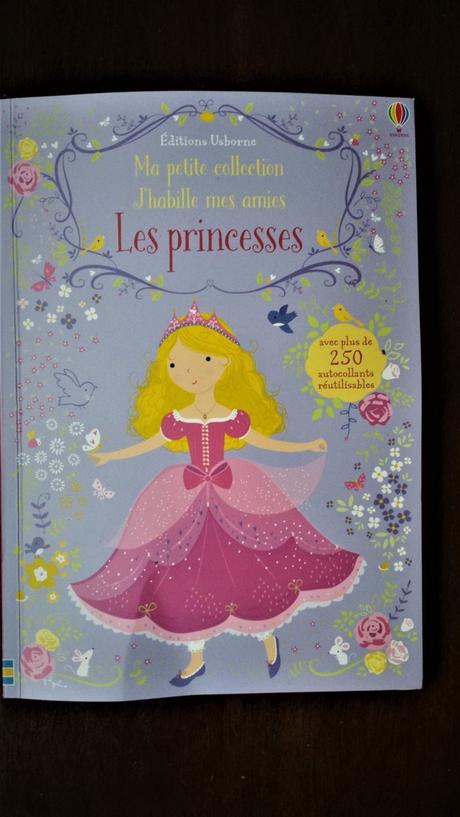 Ma petite collection: j'habille mes amies Les Princesses