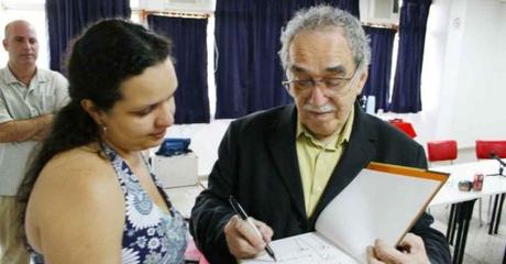 ! Socorro Acioli en dédicace chez Doucet le vendredi 31 mars ! ! Socorro Acioli en dédicace chez Doucet le vendredi 31 mars !