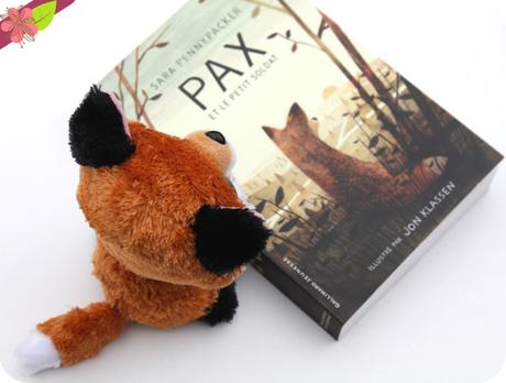 Pax et le petit soldat de Sara Pennypacker, illustrations de Jon Klassen, Gallimard Jeunesse