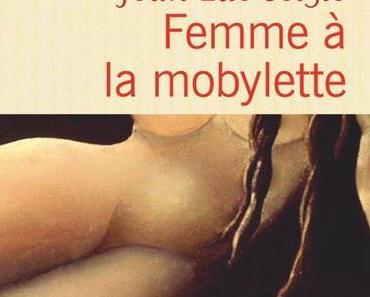 Femme à la mobylette